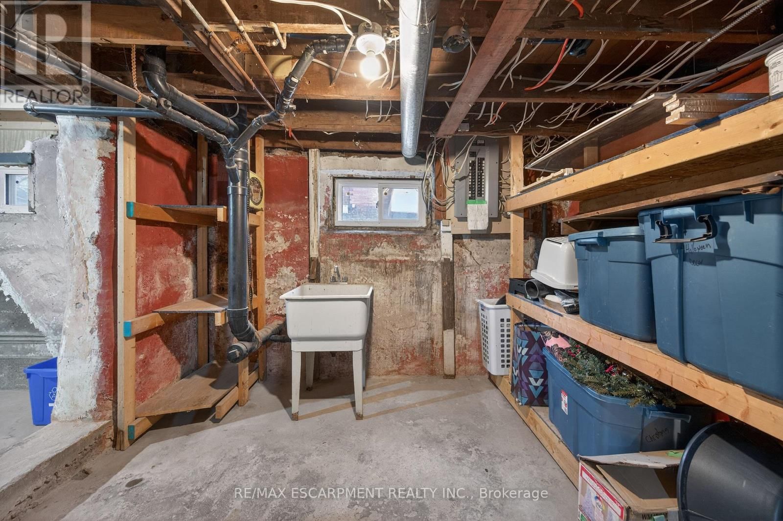 149 ELGIN STREET Image 41