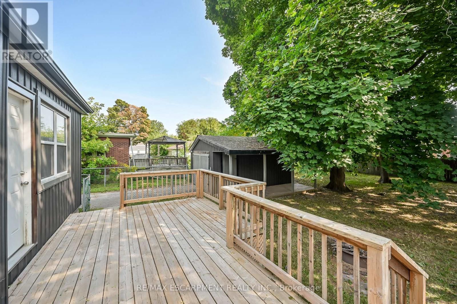 149 ELGIN STREET Image 47