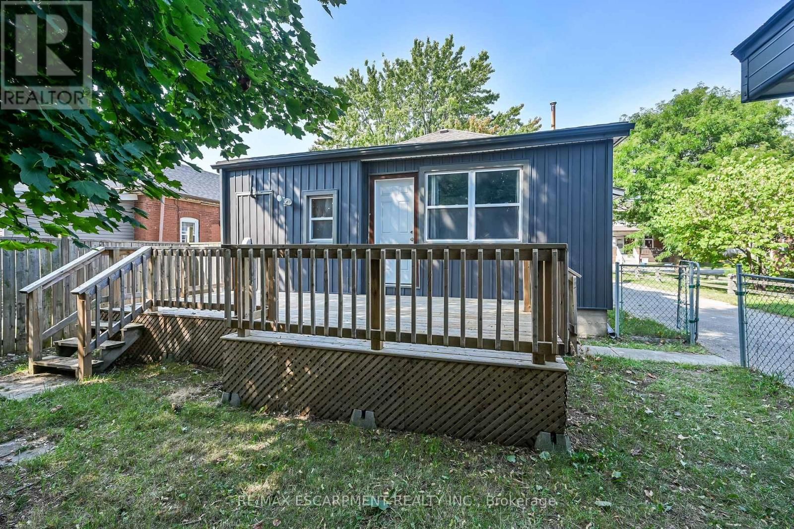 149 ELGIN STREET Image 49