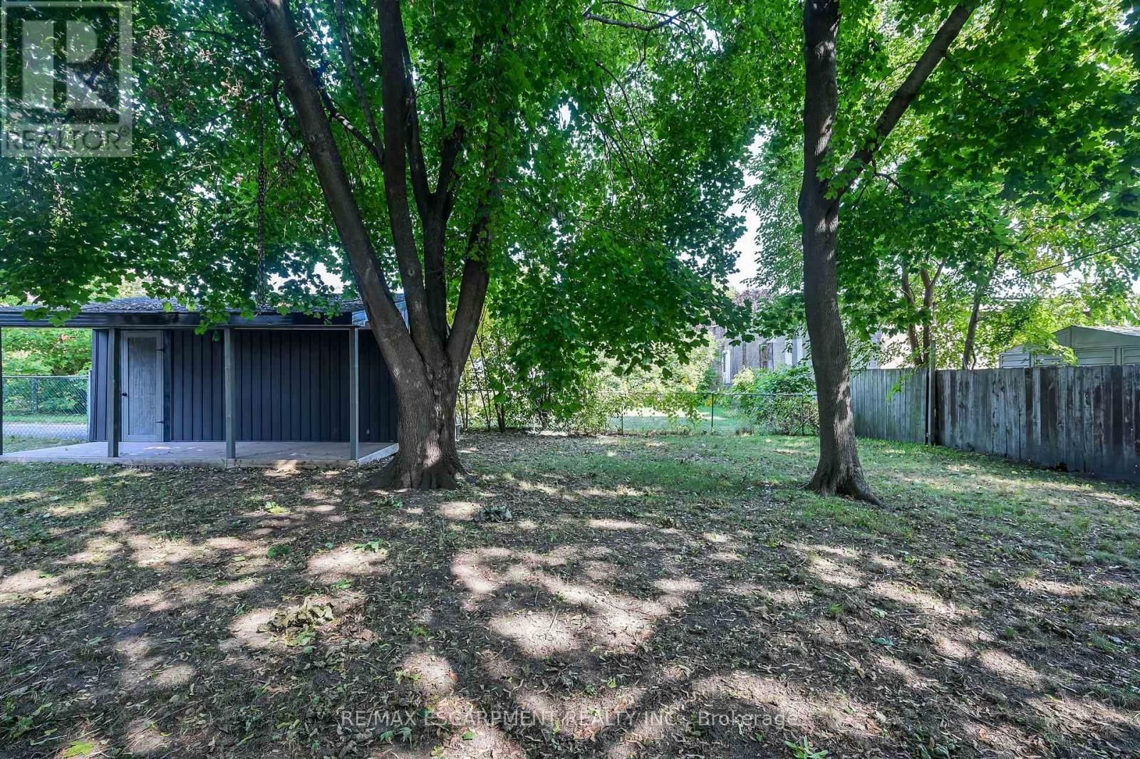 149 ELGIN STREET Image 6