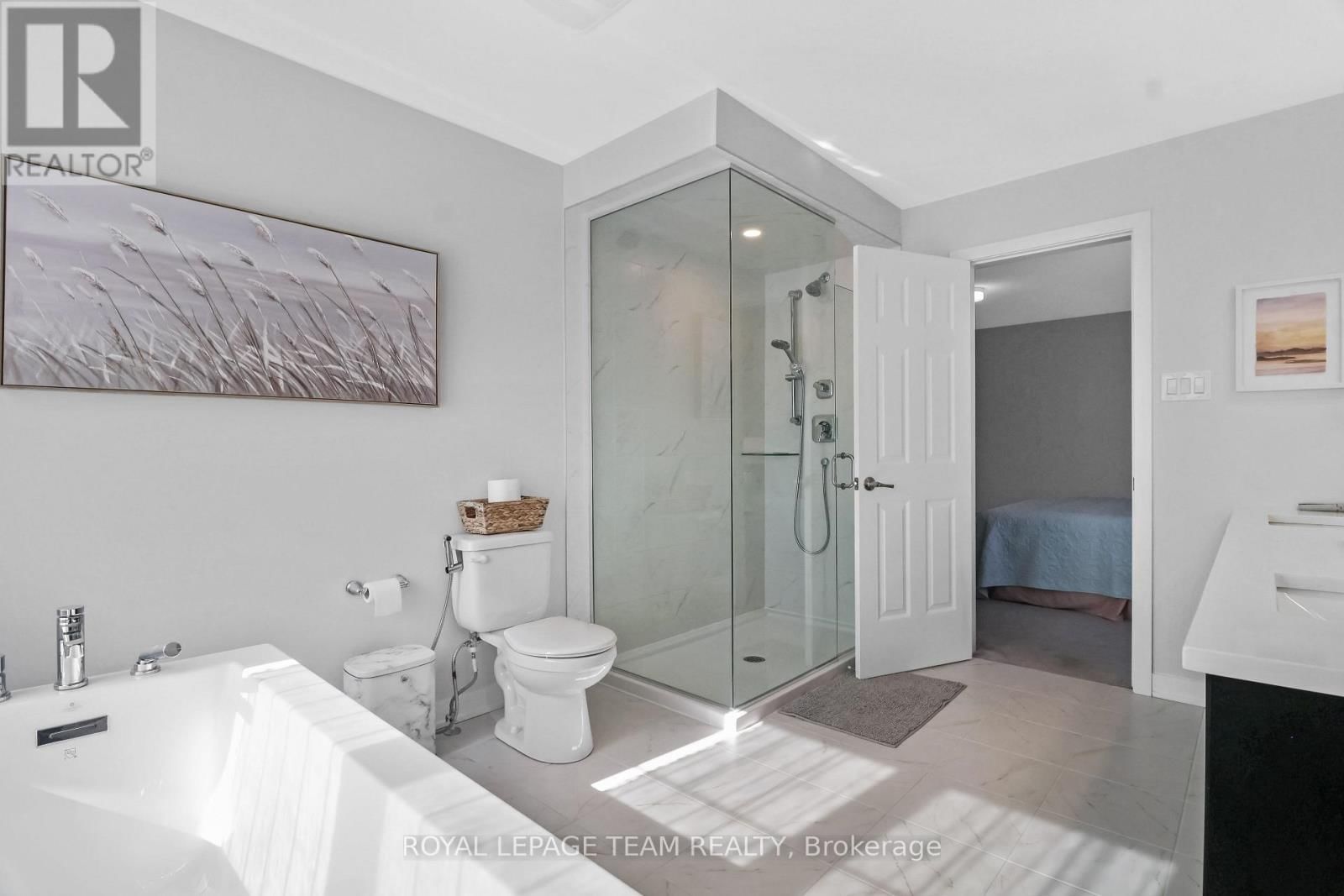 647 CYGNUS STREET Image 18