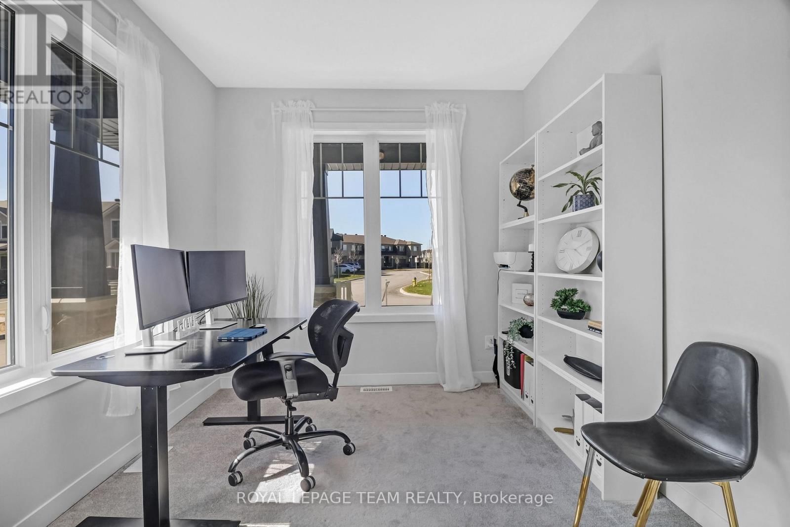 647 CYGNUS STREET Image 4