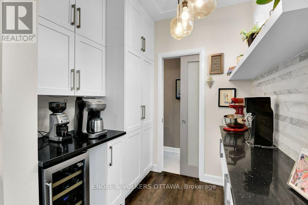 340 BYRON AVENUE Image 19