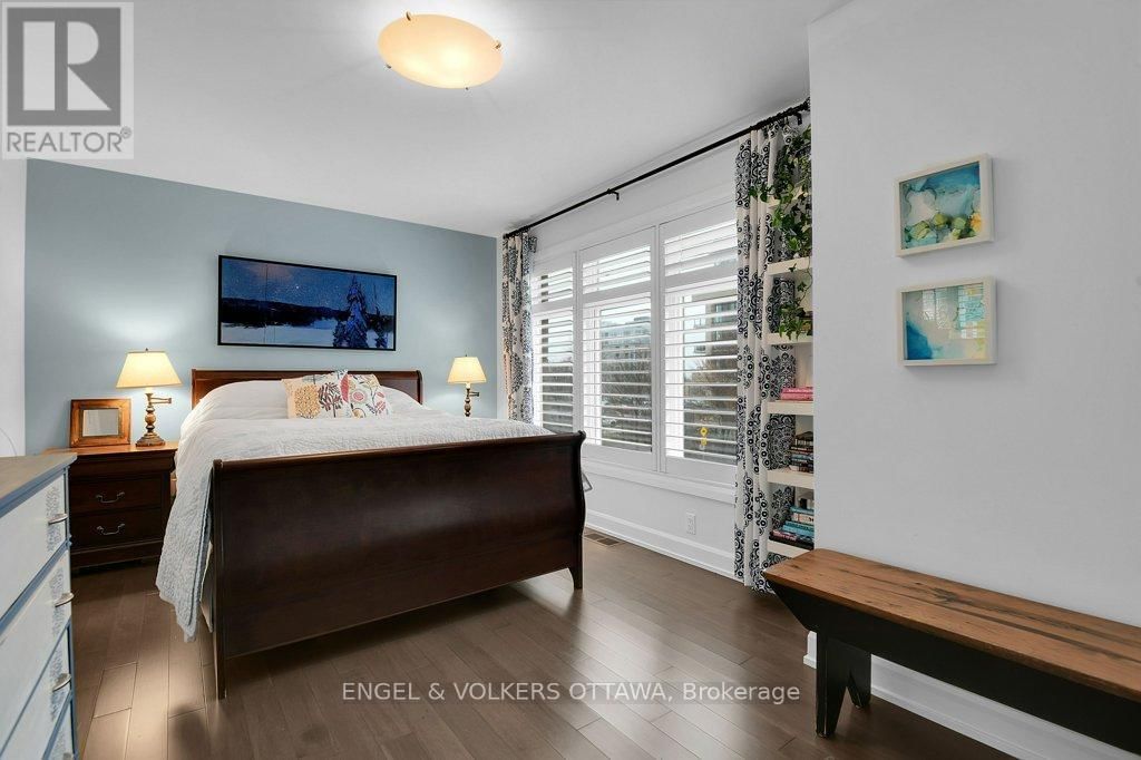 340 BYRON AVENUE Image 31