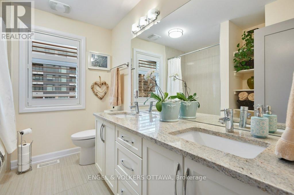 340 BYRON AVENUE Image 34