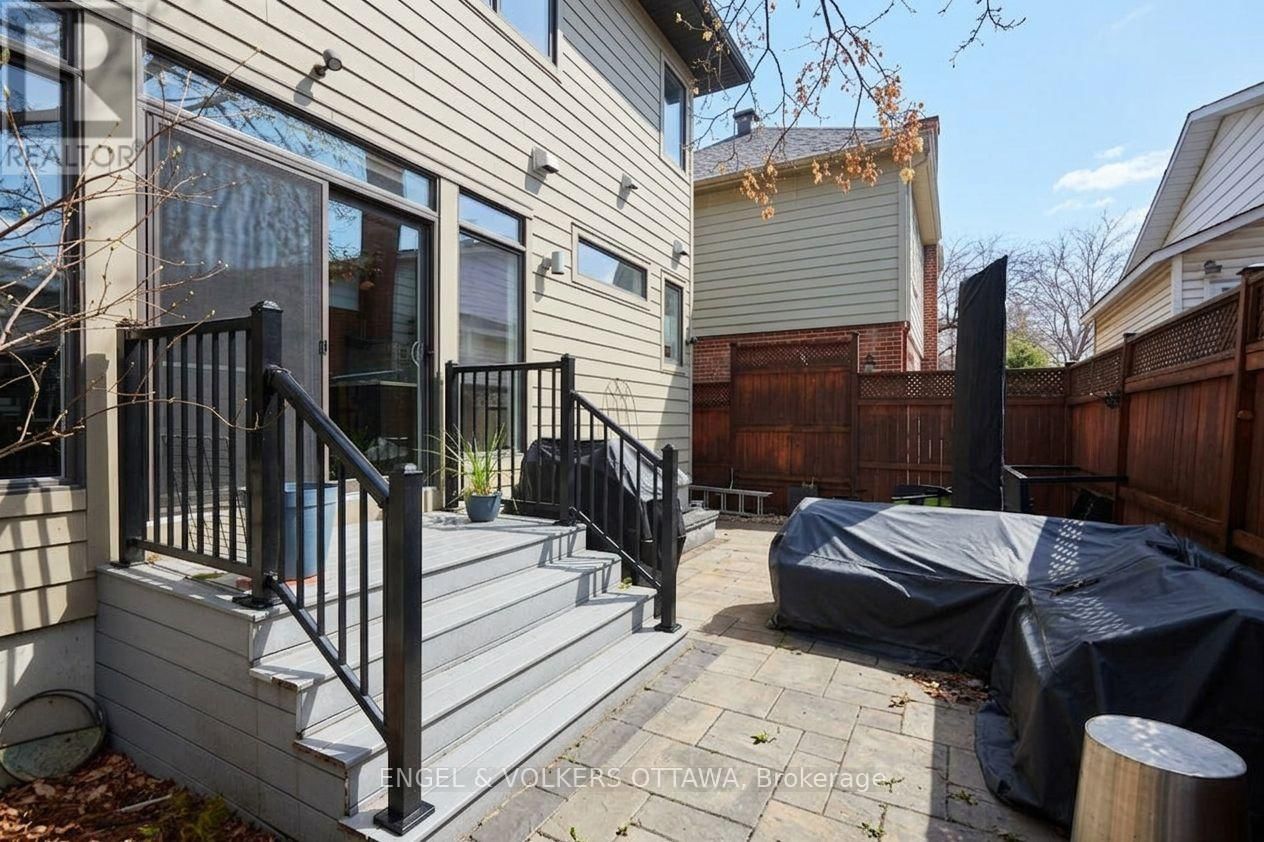 340 BYRON AVENUE Image 42