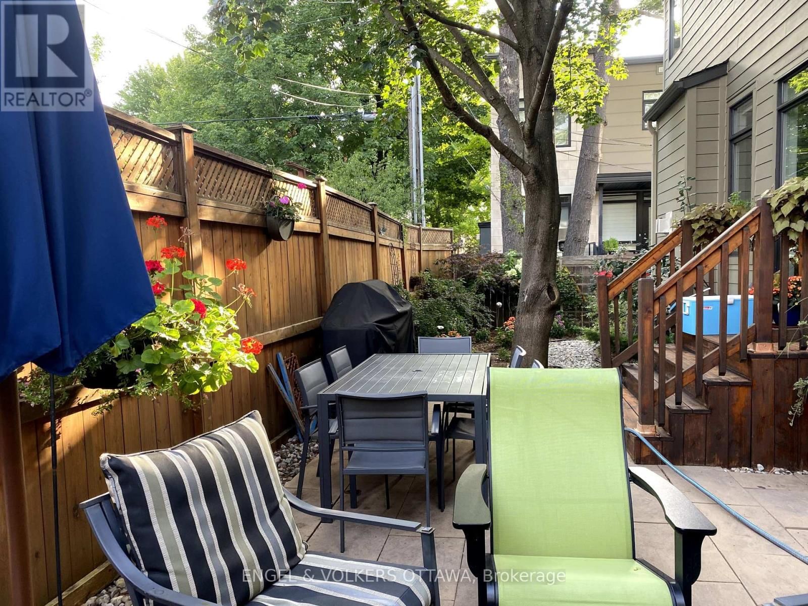 340 BYRON AVENUE Image 44