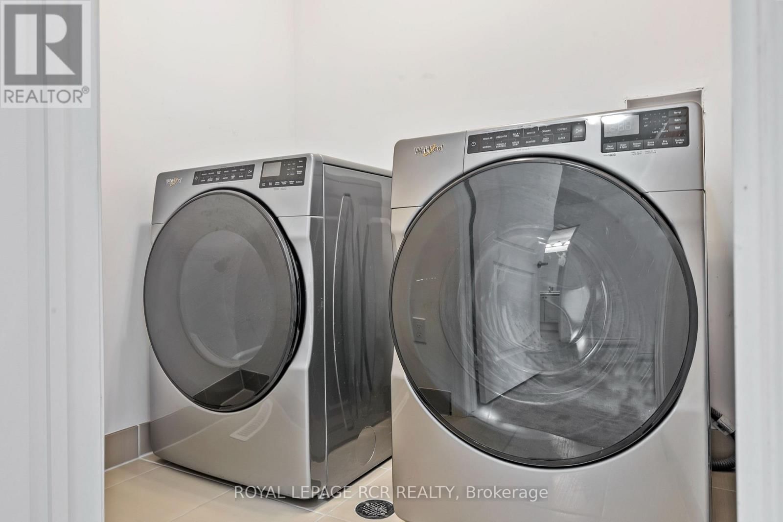 22 FENNELL STREET Image 25