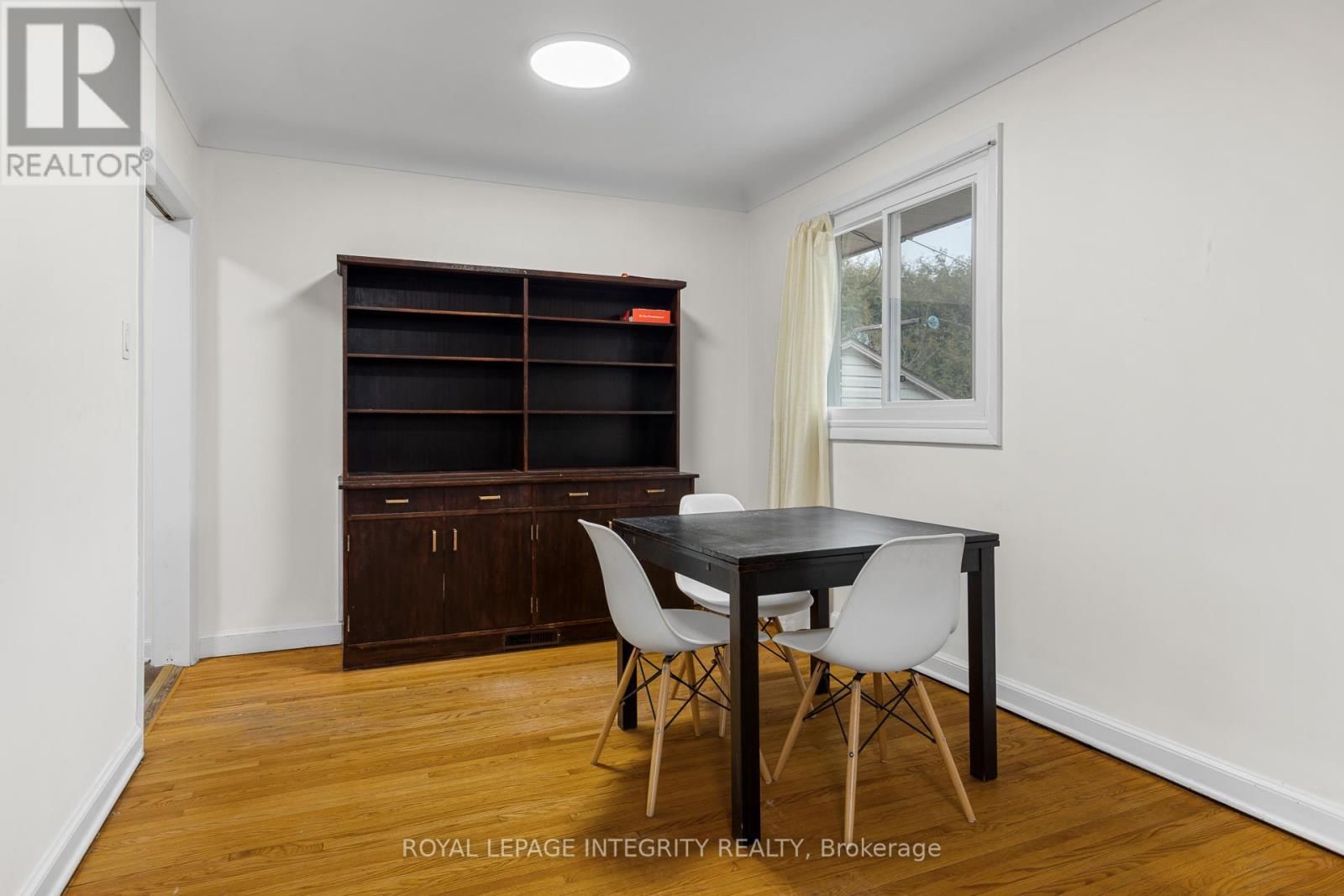 65 DAVID DRIVE Image 34