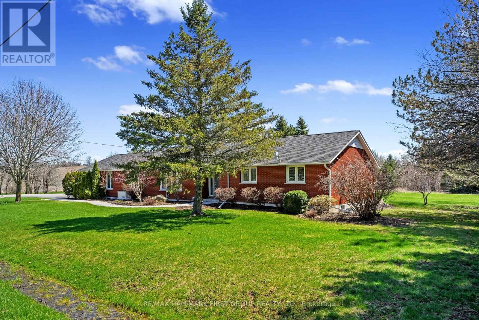 2764 THEATRE ROAD SOUTH Image 1