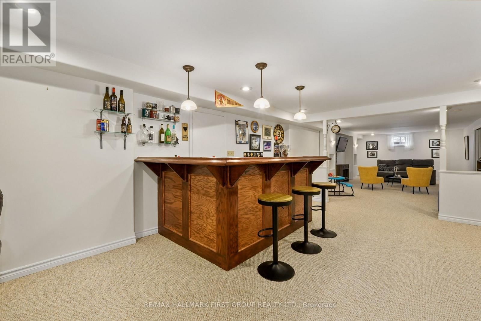 2764 THEATRE ROAD SOUTH Image 31