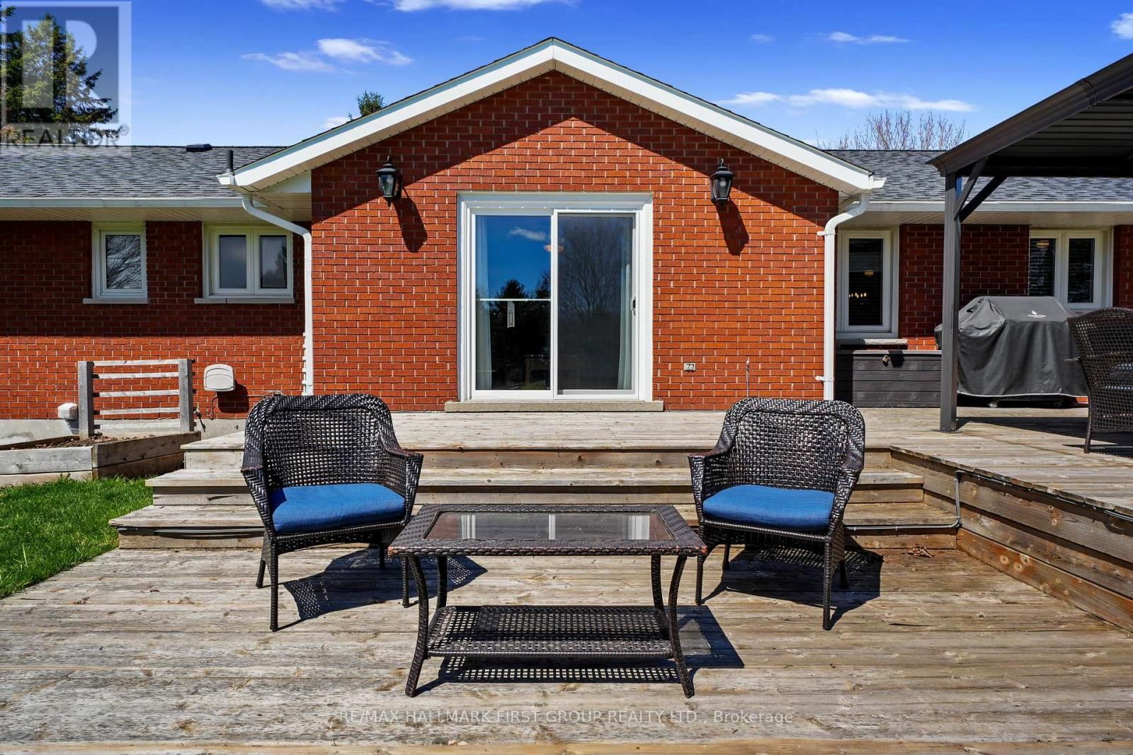 2764 THEATRE ROAD SOUTH Image 43