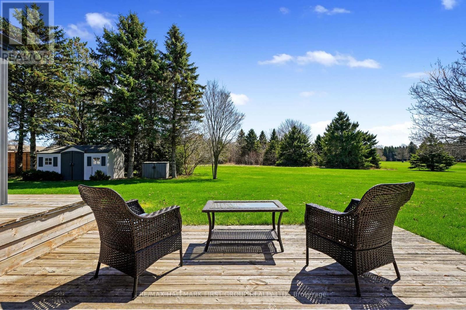 2764 THEATRE ROAD SOUTH Image 44