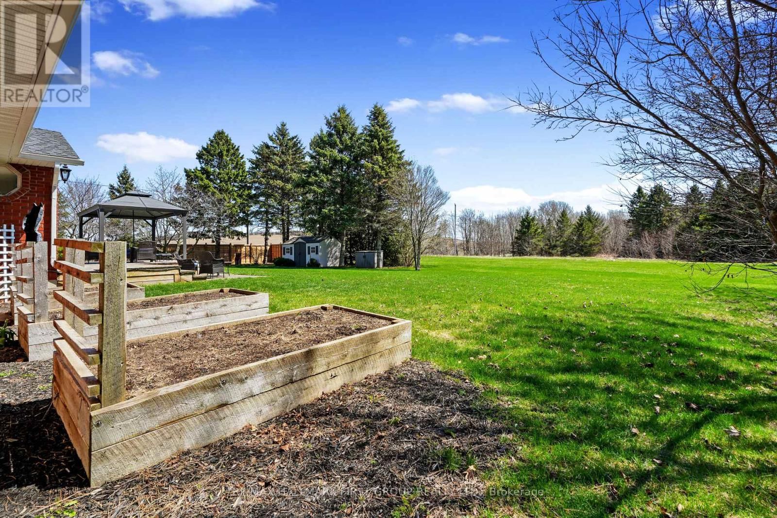 2764 THEATRE ROAD SOUTH Image 45