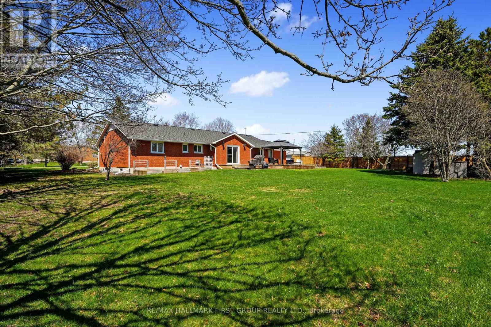 2764 THEATRE ROAD SOUTH Image 46