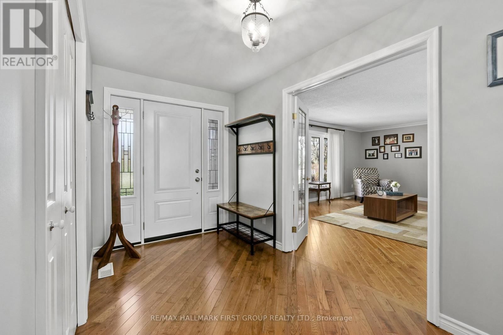 2764 THEATRE ROAD SOUTH Image 5