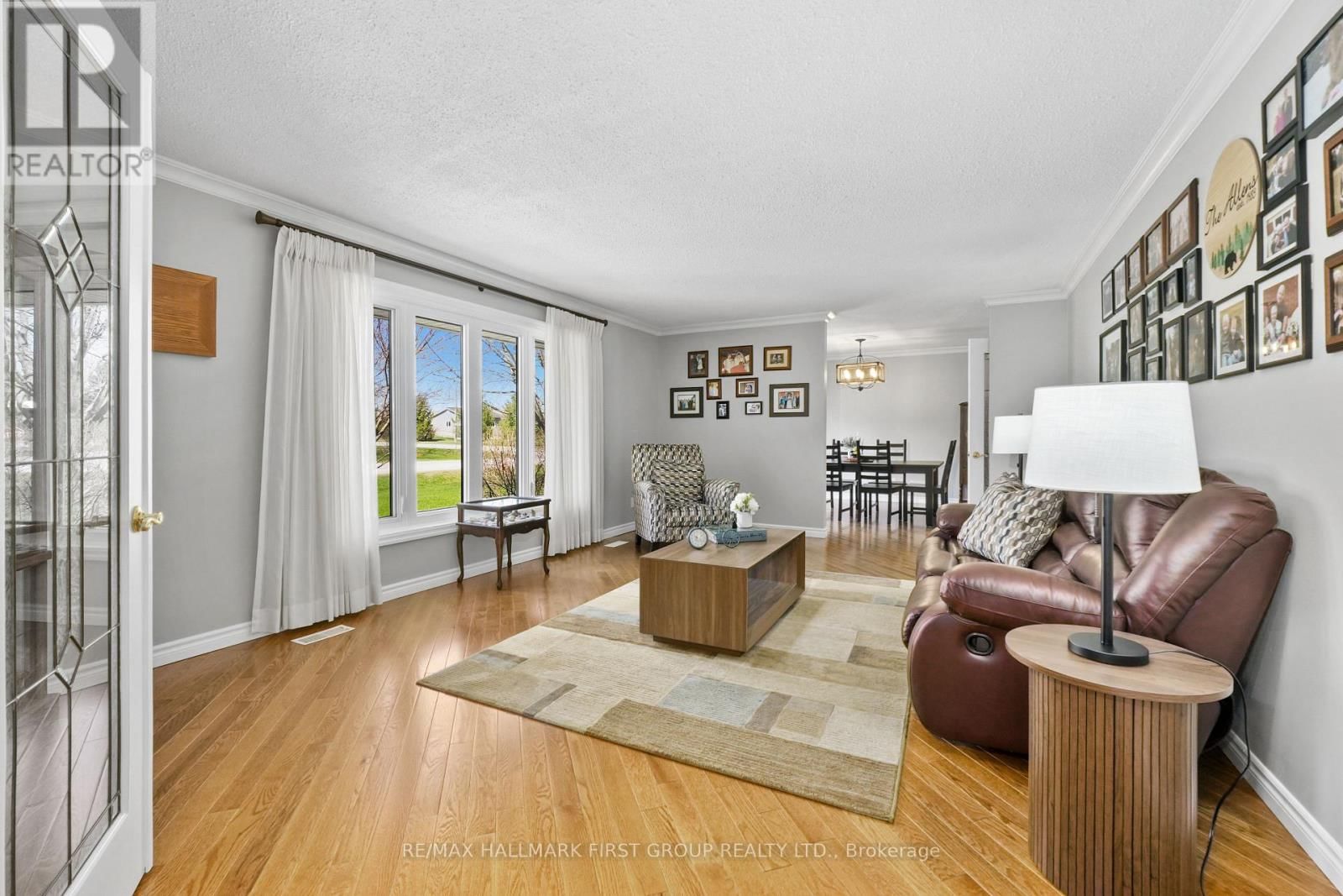 2764 THEATRE ROAD SOUTH Image 6