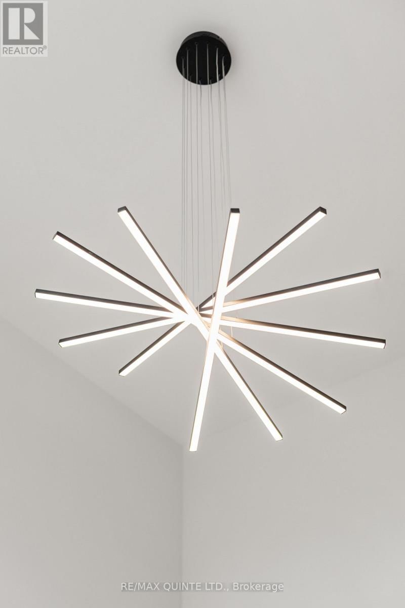 27 EXETER COURT Image 16