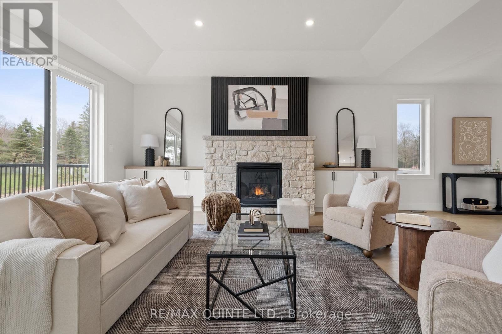 27 EXETER COURT Image 32