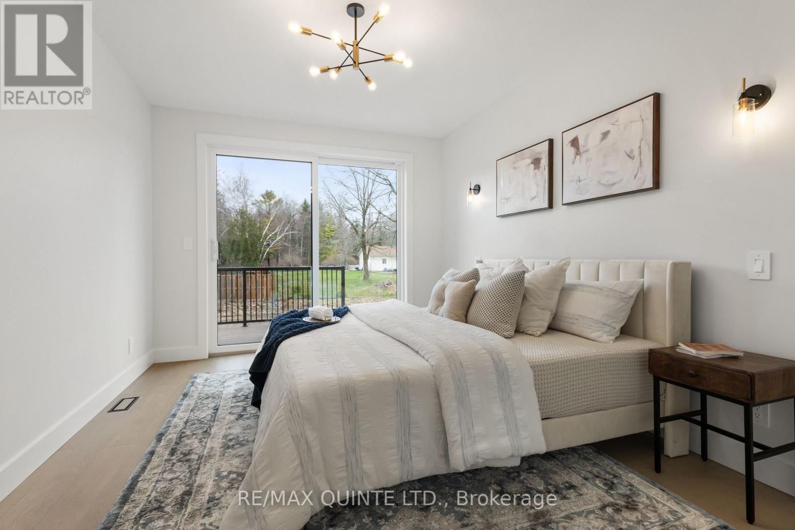 27 EXETER COURT Image 37