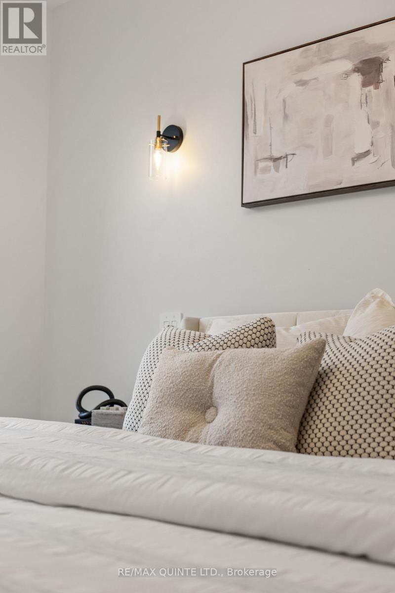 27 EXETER COURT Image 38