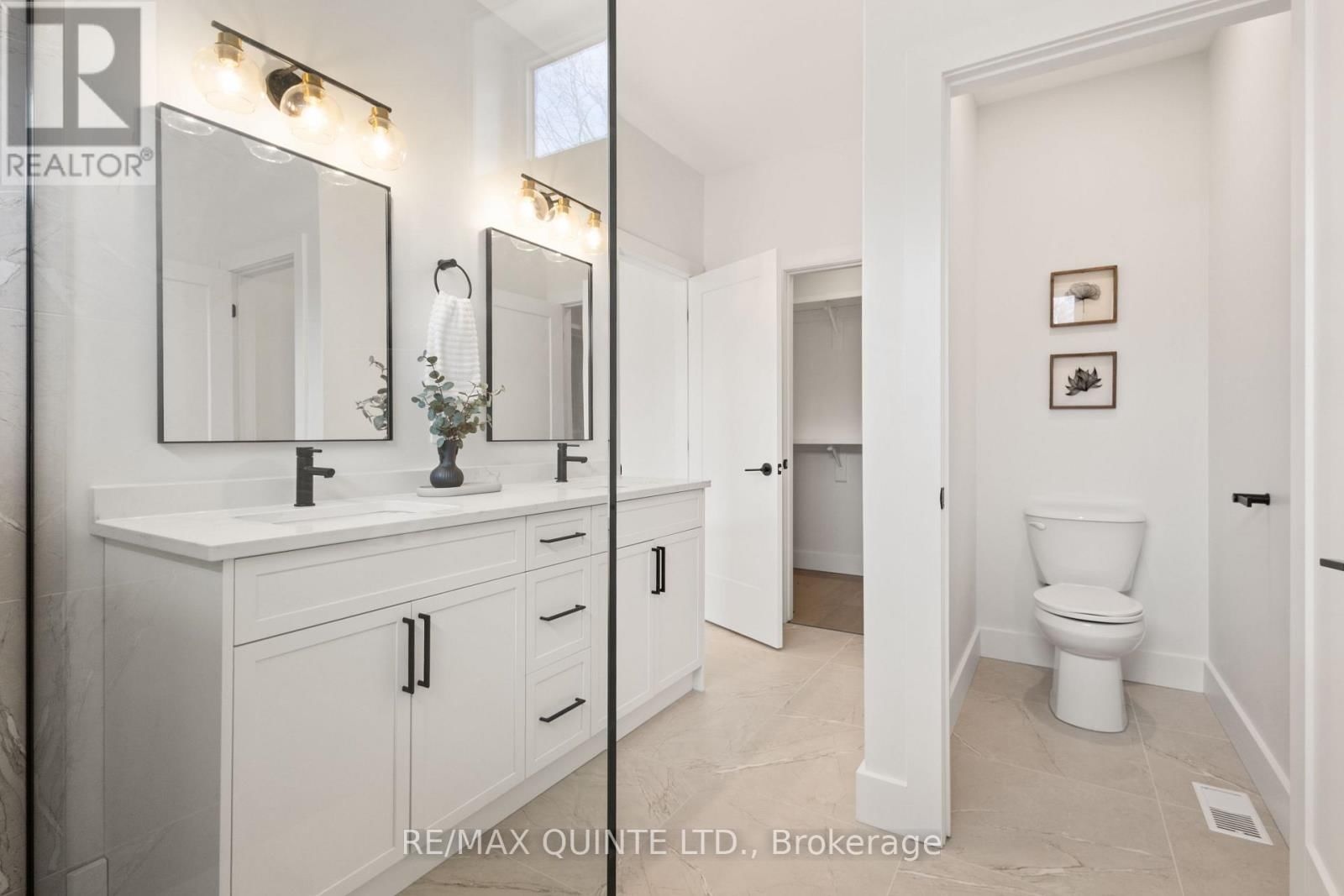 27 EXETER COURT Image 43