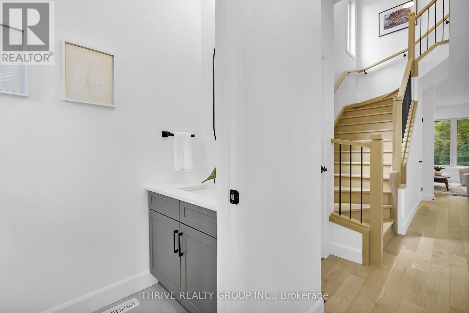 11 - 279 HILL STREET Image 18