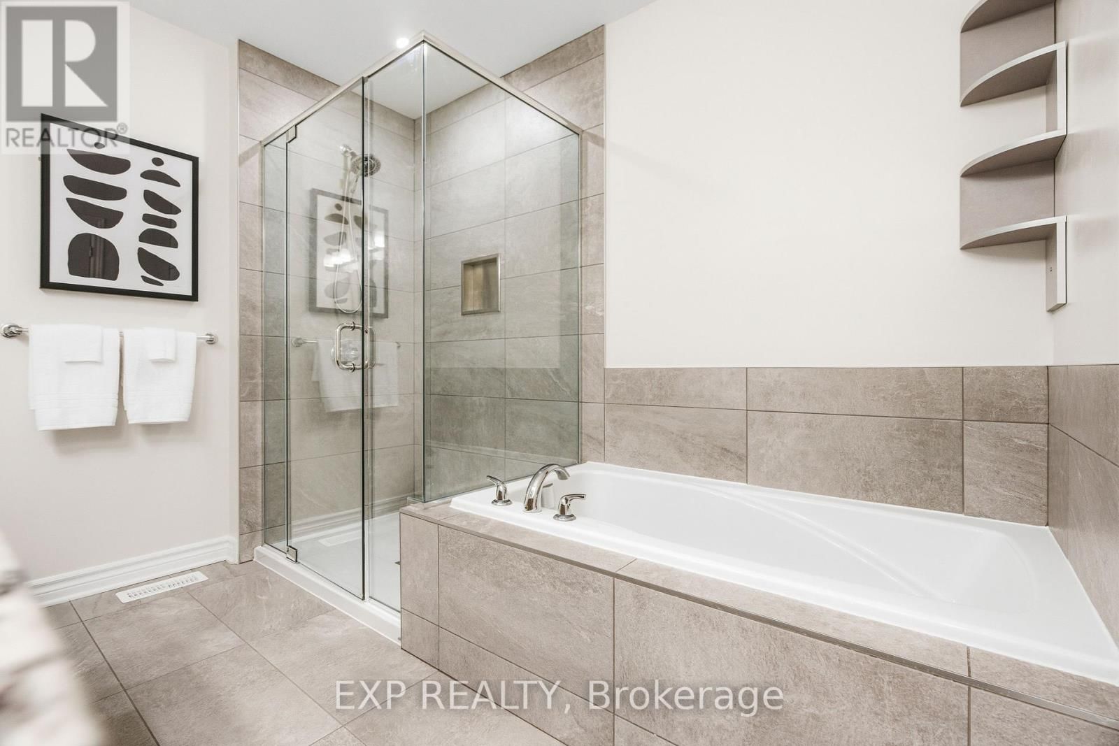 528 FAWN VALLEY PRIVATE Image 13