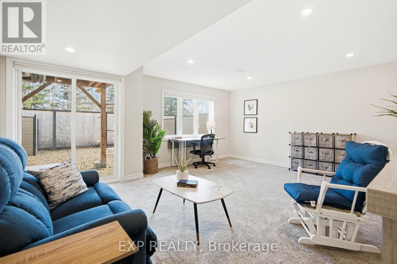 528 FAWN VALLEY PRIVATE Image 24