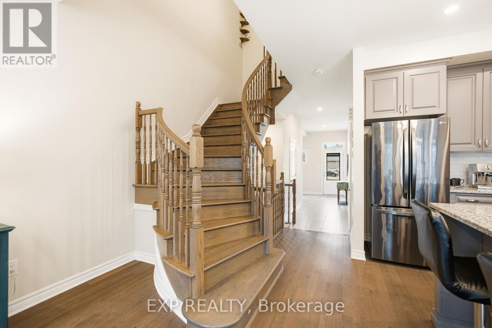 528 FAWN VALLEY PRIVATE Image 9