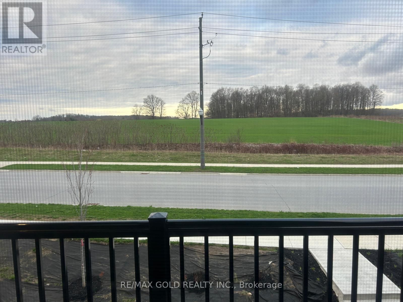 19 - 235 CHAPEL HILL DRIVE Image 20