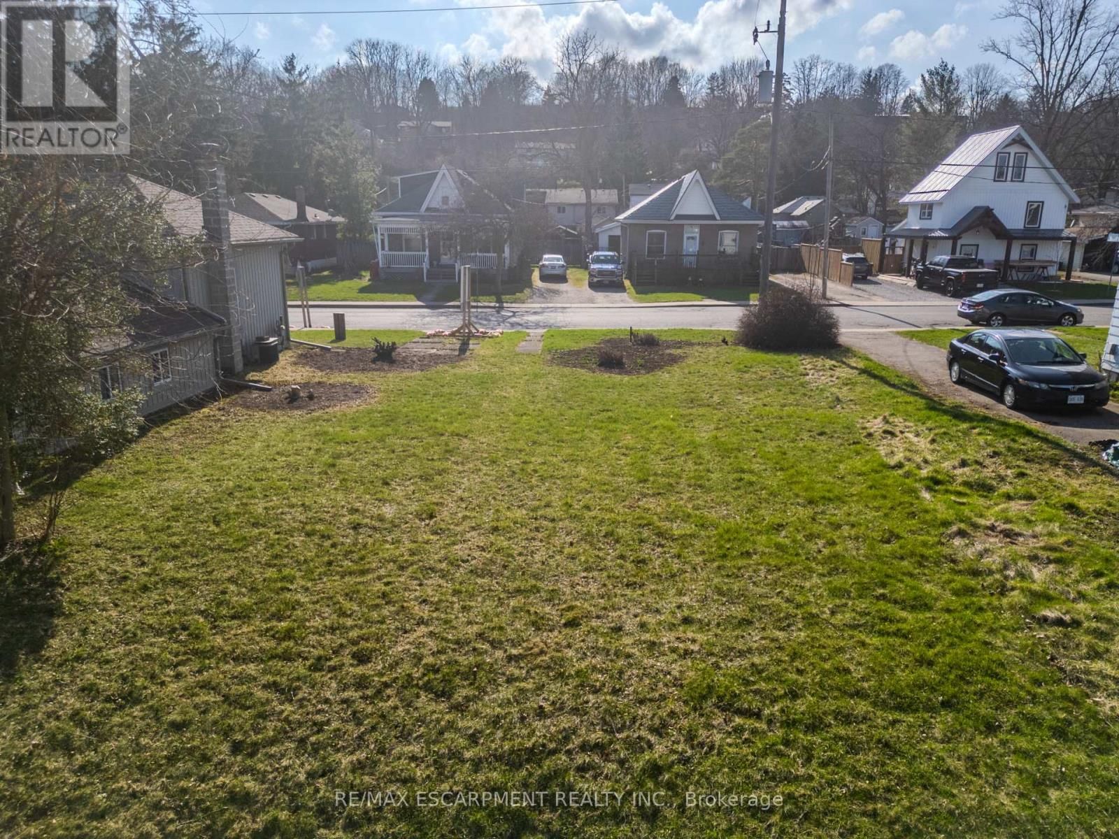 32 WASHINGTON STREET Image 6