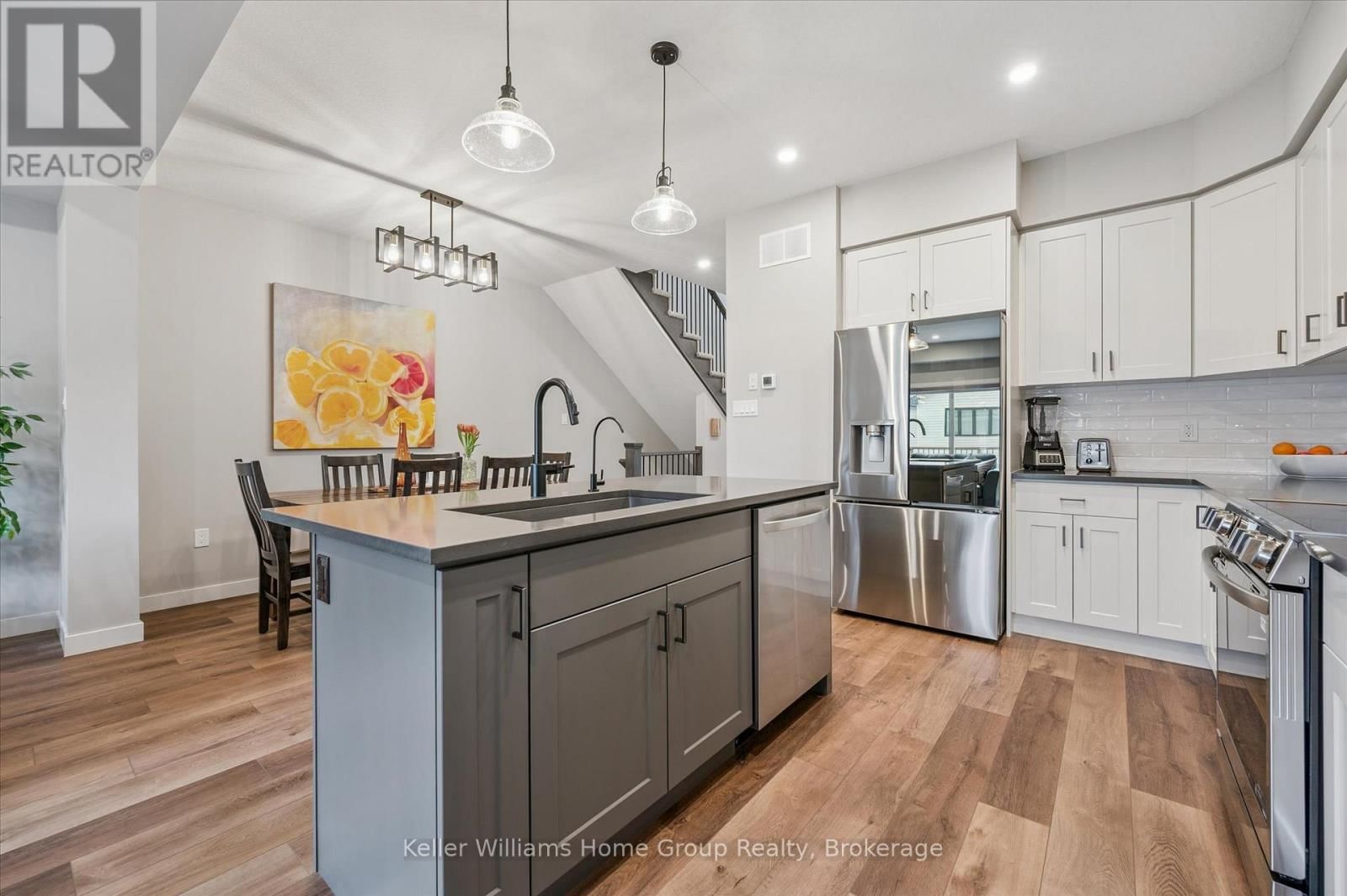 27 HEDLEY LANE Image 11