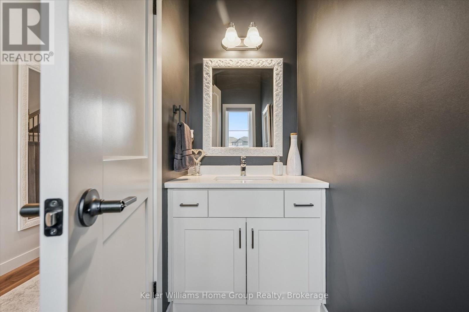 27 HEDLEY LANE Image 22