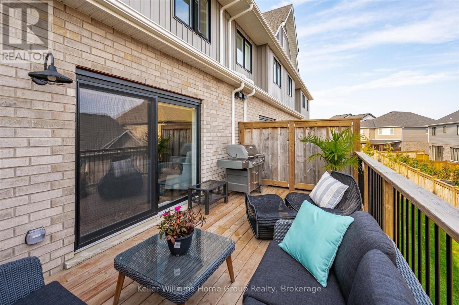 27 HEDLEY LANE Image 38