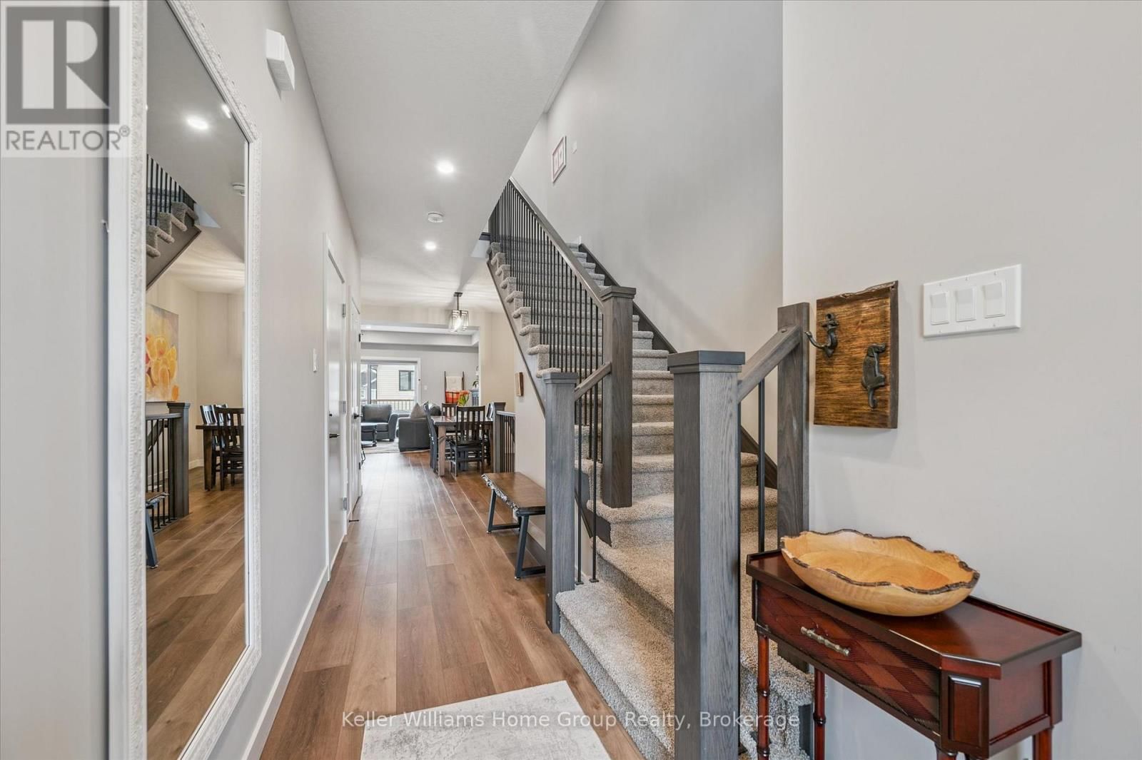 27 HEDLEY LANE Image 8