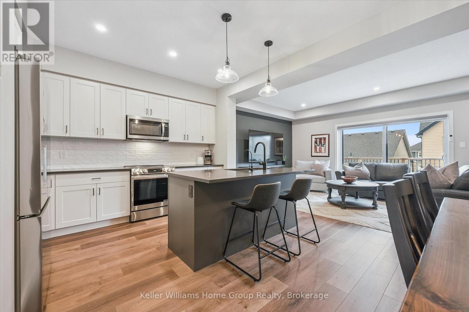 27 HEDLEY LANE Image 9