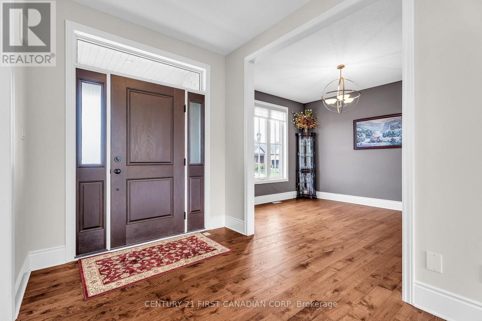 1895 SUMAC WAY Image 12