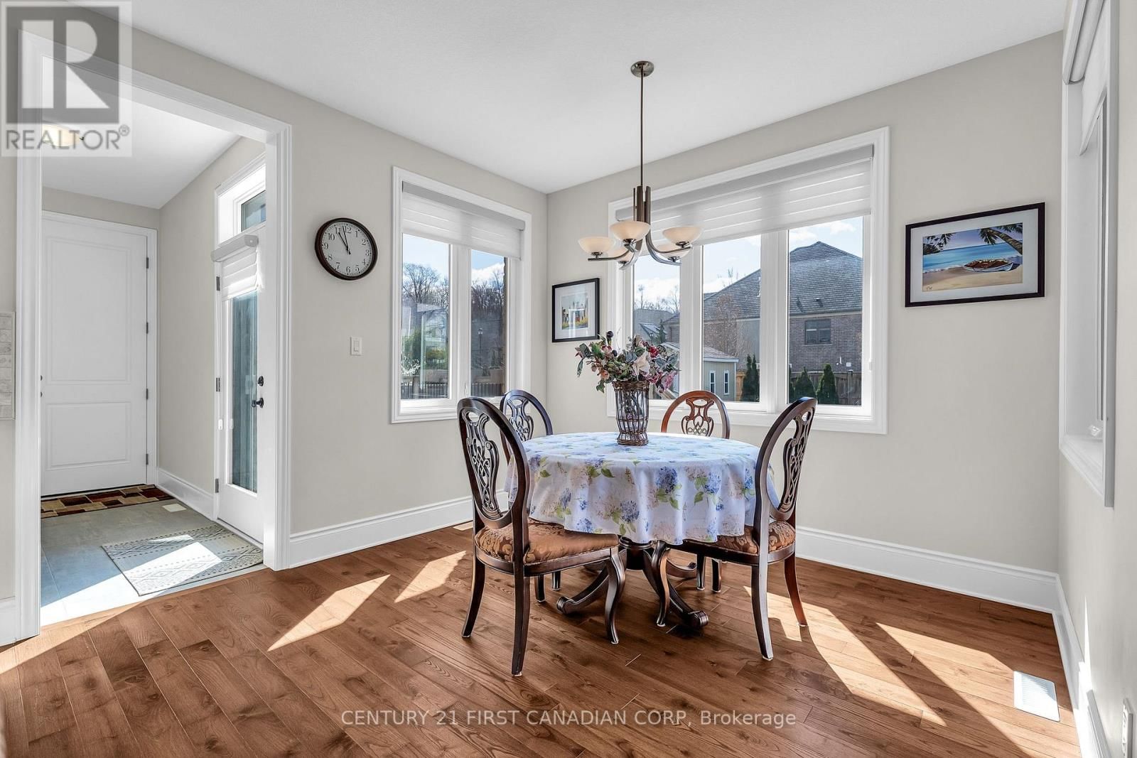 1895 SUMAC WAY Image 26