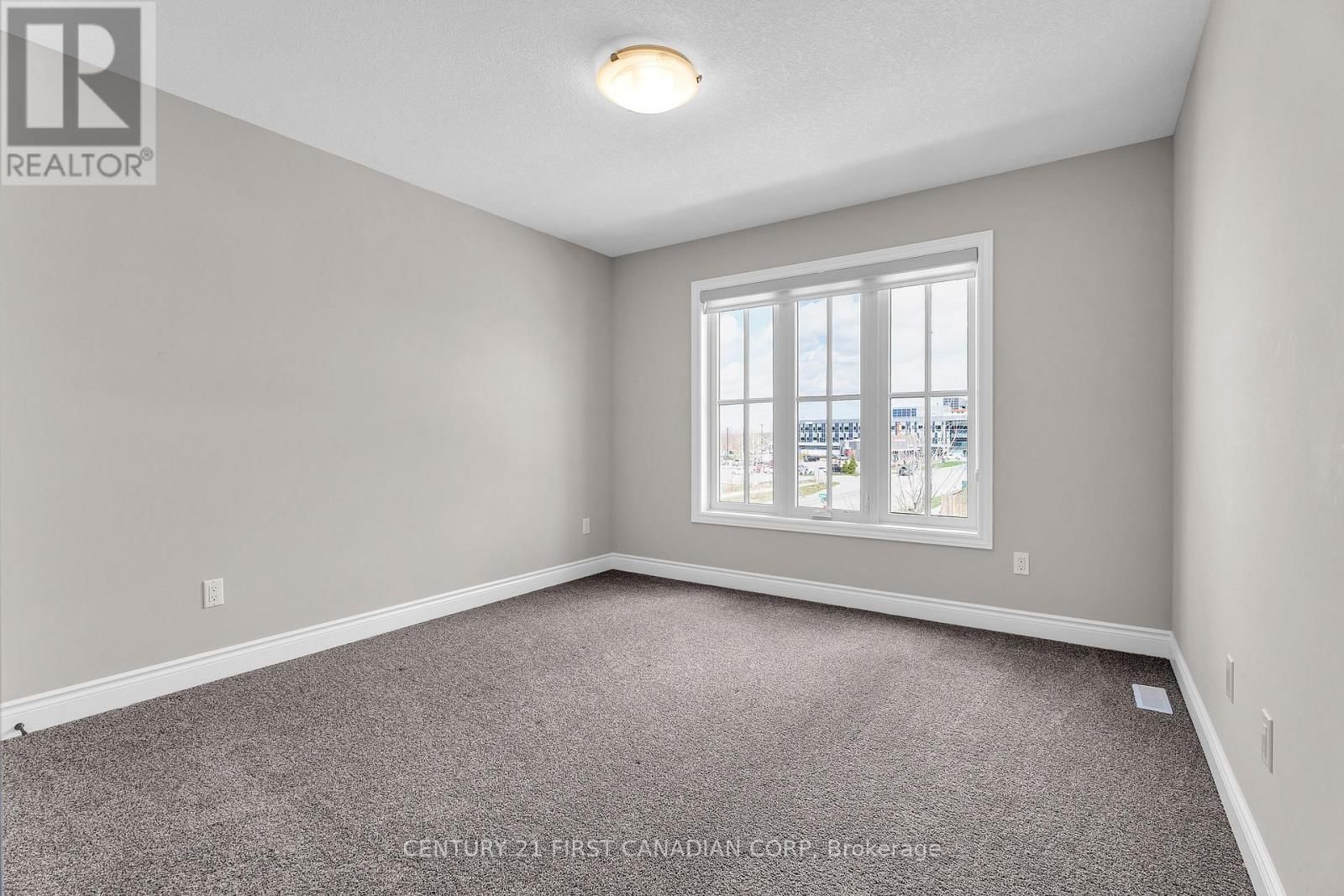 1895 SUMAC WAY Image 39