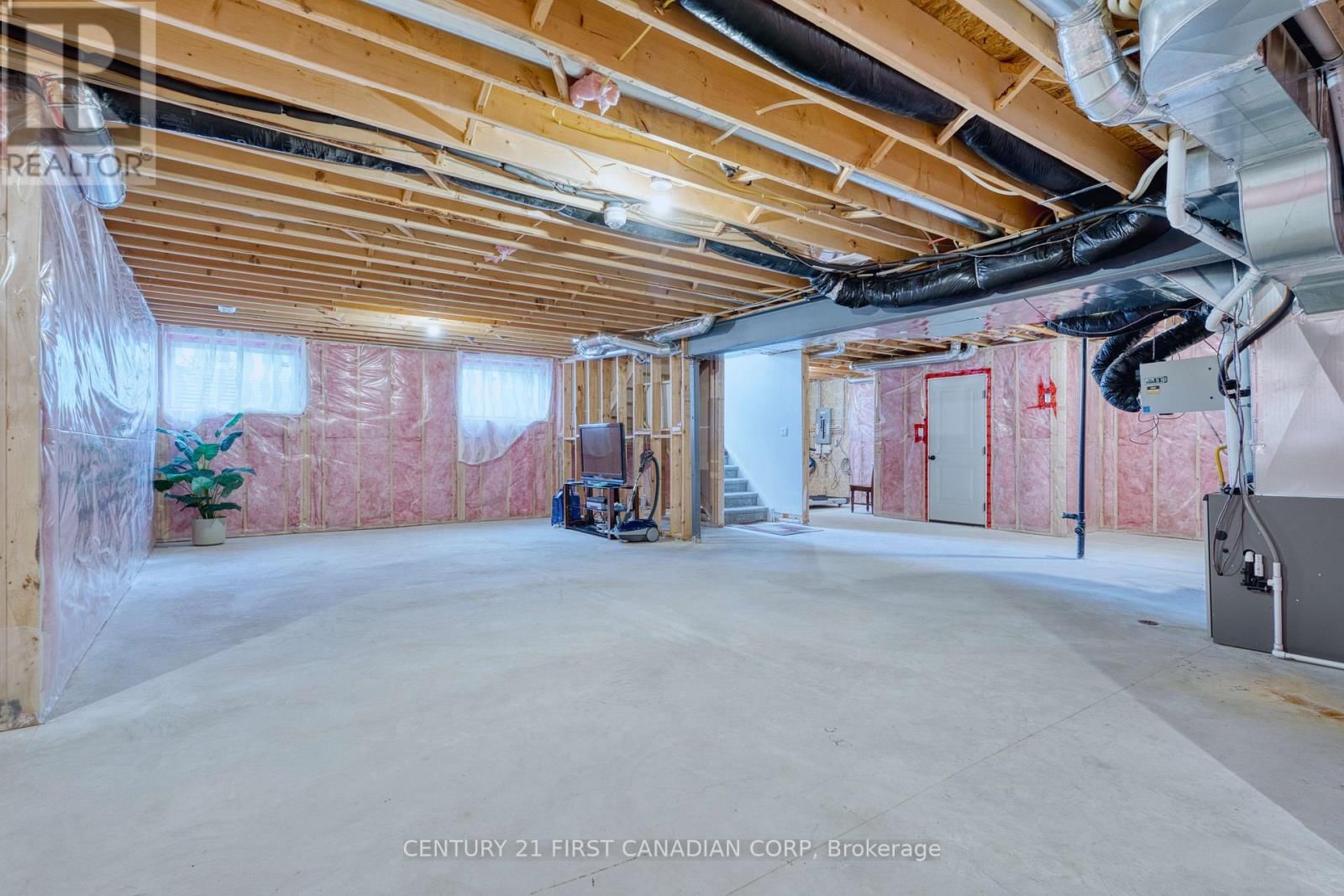 1895 SUMAC WAY Image 43