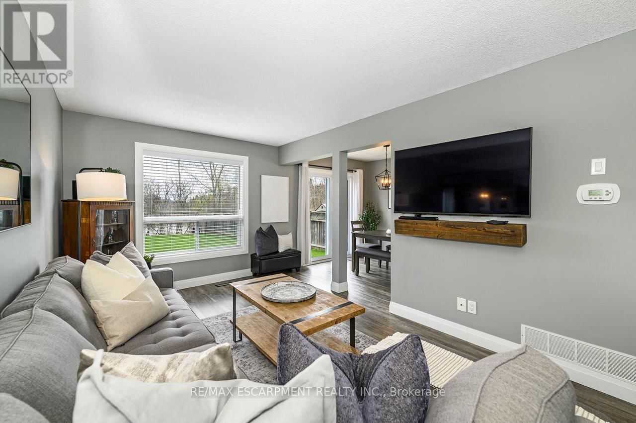 255 HILLTOP DRIVE Image 14