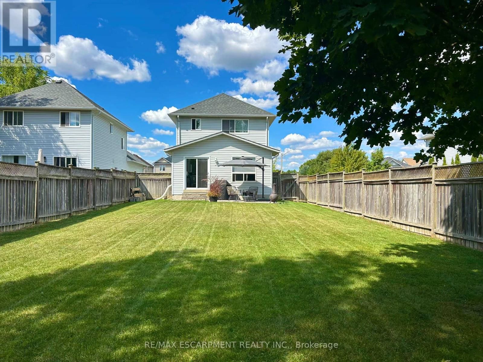 255 HILLTOP DRIVE Image 33