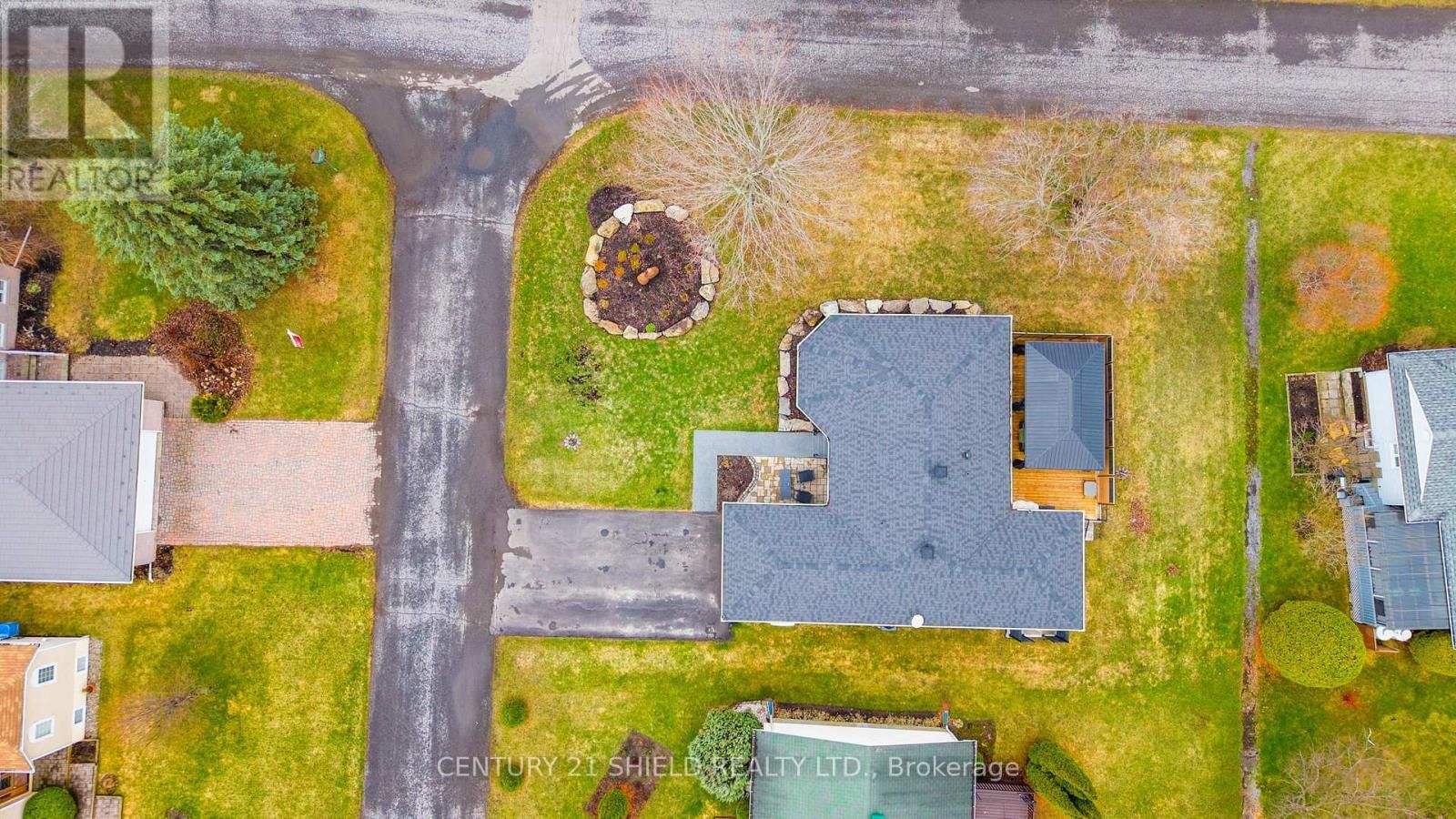 6291 MACLEAN COURT Image 9