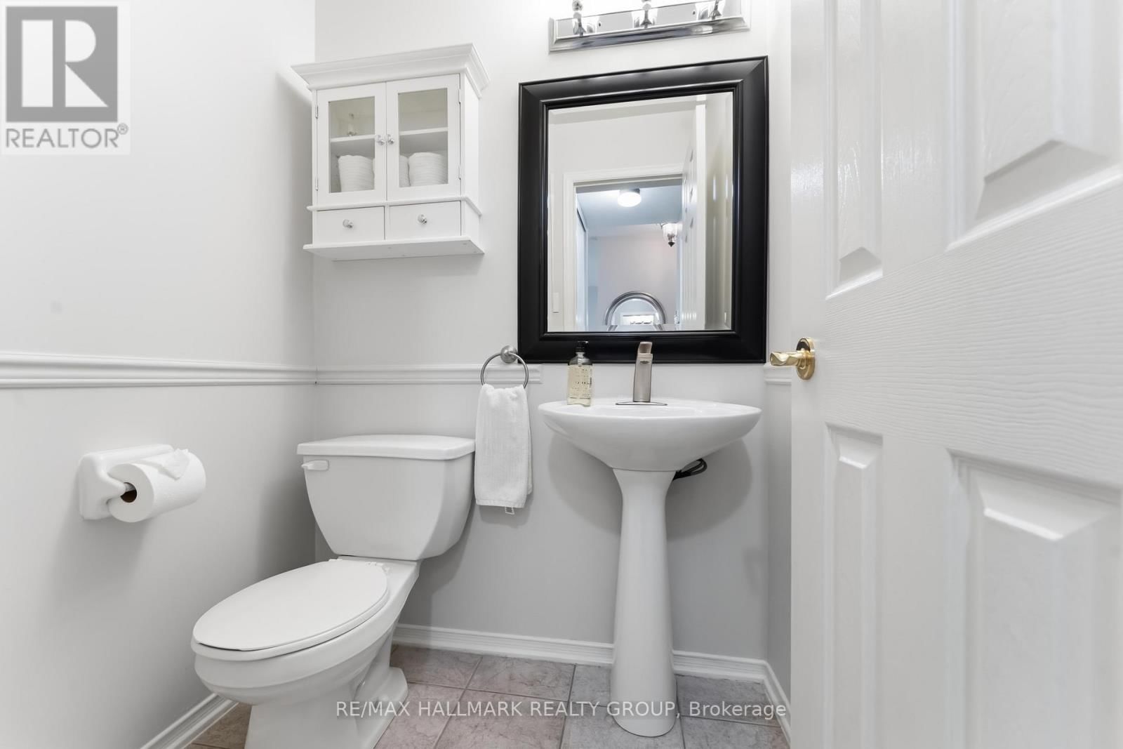 29 BIRCHFIELD AVENUE Image 13