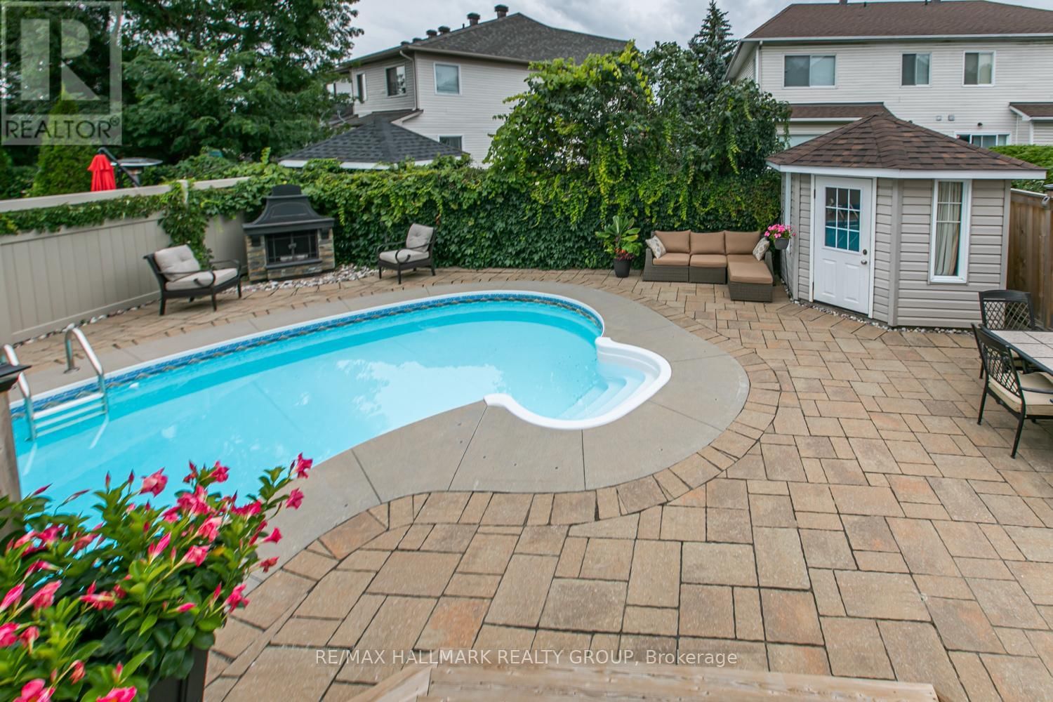 29 BIRCHFIELD AVENUE Image 33