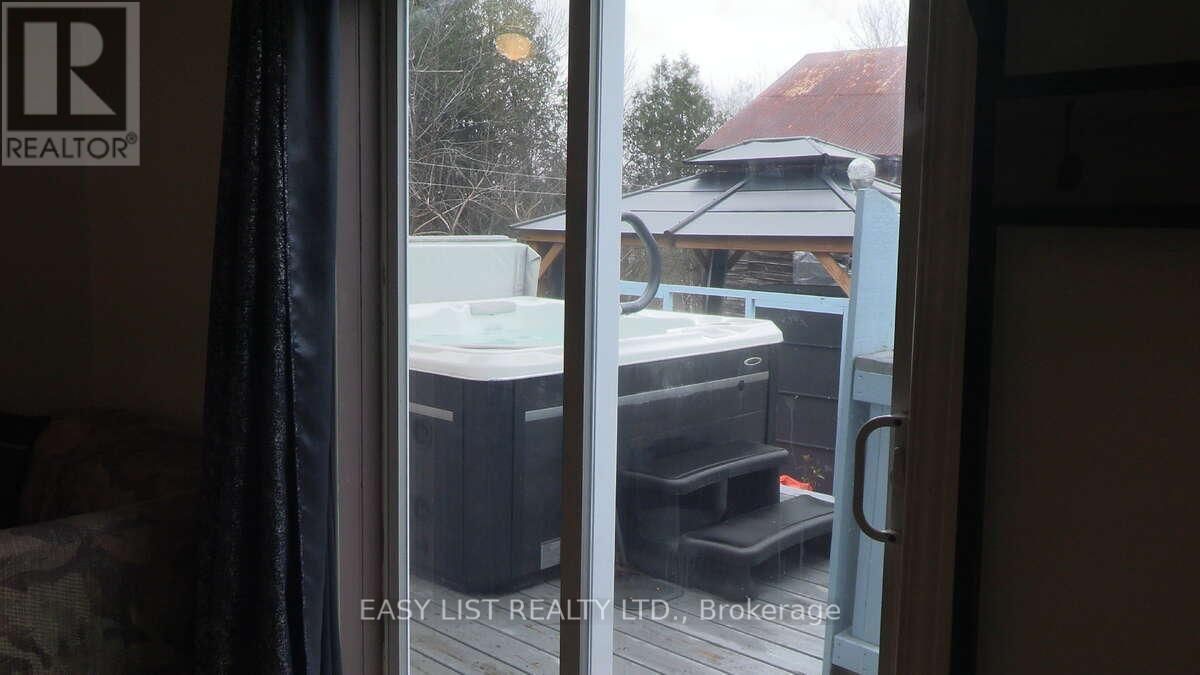 1104 COUNTY ROAD 16 Image 28