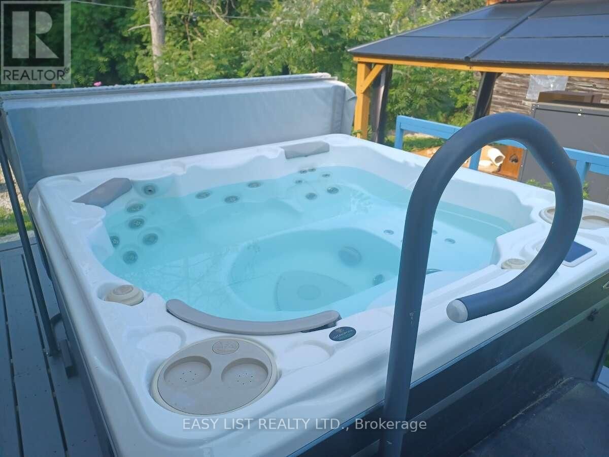 1104 COUNTY ROAD 16 Image 36