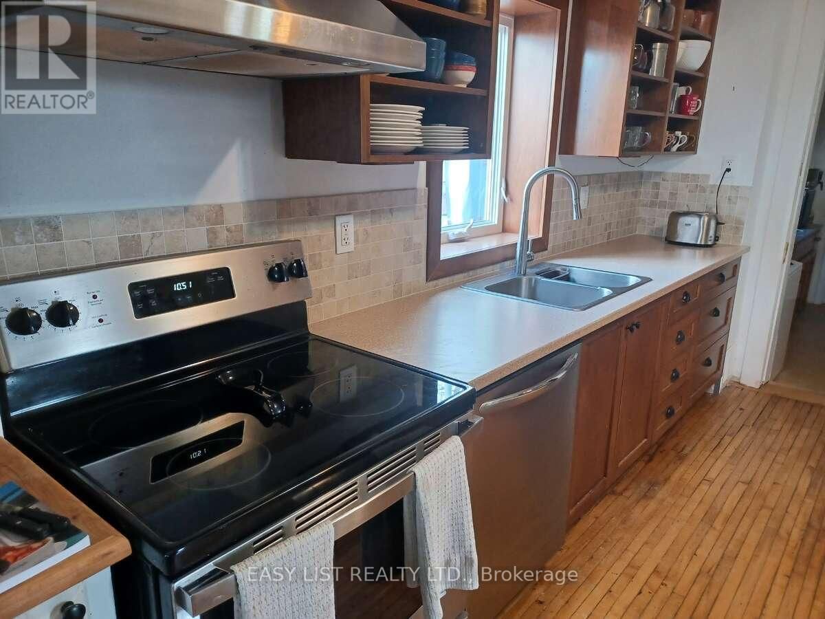 1104 COUNTY ROAD 16 Image 9