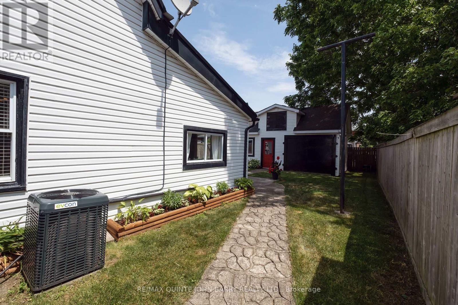 17 JAMES STREET Image 28